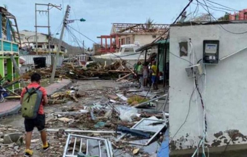 Daños en Providencia, Colombia. Obtenido de https://yaleclimateconnections.org/2020/11/deaths-destruction-reported-in-aftermath-of-hurricane-iota/ 